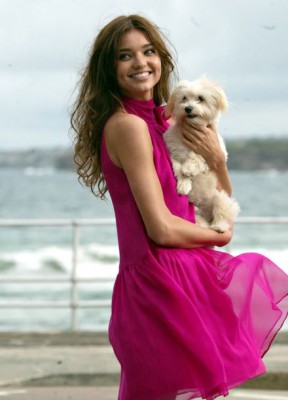 miranda-kerr-dog-05