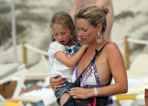 kate moss ibiza 020808