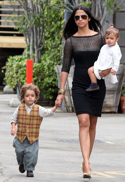 camila alves kids. model Camila Alves was