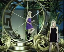 Lindsey Wixson and Daphne Groeneveld in Versace for H&M commercial