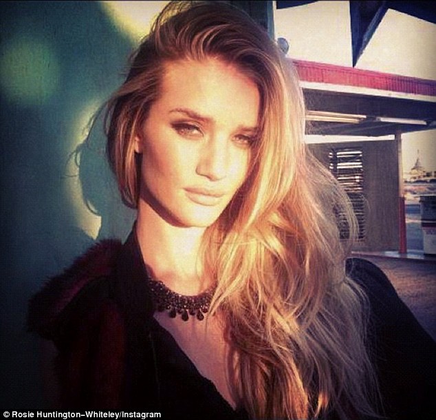 Rosie Huntington-Whiteley goes skiing