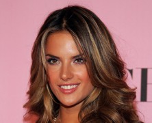 Alessandra Ambrosio Is A Caring Mother!