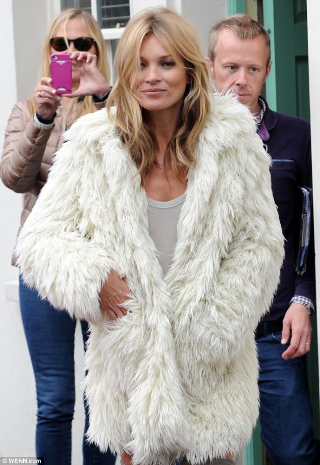 Kate Moss touts body double at photoshoot!